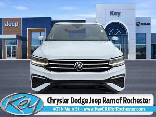 White 2022 Volkswagen Tiguan 2.0T SE 4MOTION