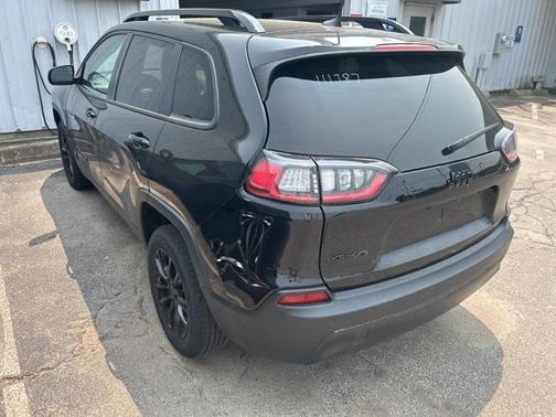 2023 Jeep Cherokee Altitude