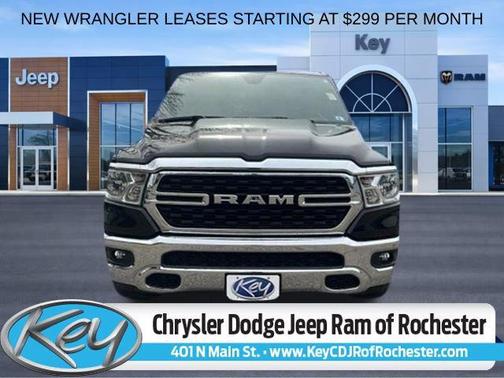 Diamond Black Crystal Pearlcoat 2022 RAM 1500 Big Horn/Lone Star