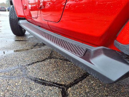 2022 Jeep Gladiator Overland