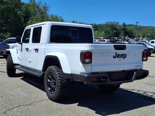 2025 Jeep Gladiator High Tide