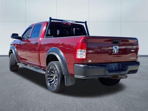 2022 RAM 3500 Tradesman Crew Cab 4x4 6'4' Box