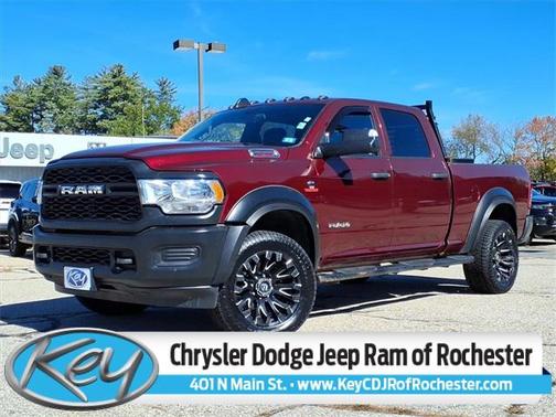 2022 RAM 3500 Tradesman Crew Cab 4x4 6'4' Box