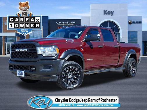 2022 RAM 3500 Tradesman Crew Cab 4x4 6'4' Box