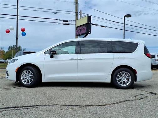2026 Chrysler Pacifica L