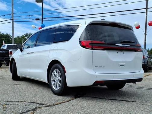 2026 Chrysler Pacifica L