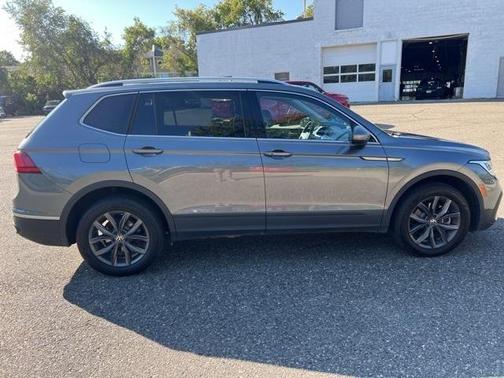2022 Volkswagen Tiguan 2.0T SE 4MOTION