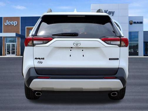 Ice 2023 Toyota RAV4 Adventure