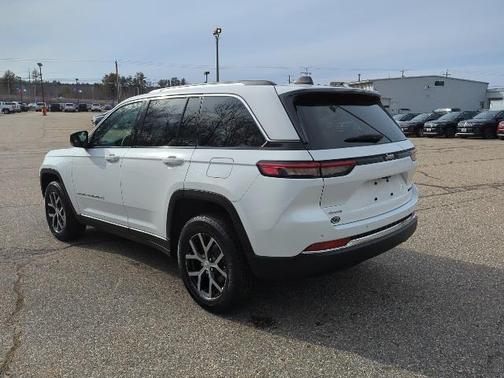 2023 Jeep Grand Cherokee Limited X