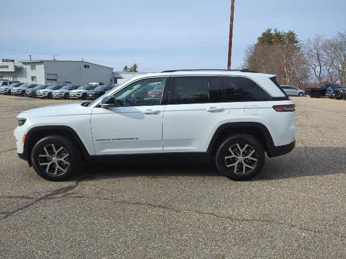2023 Jeep Grand Cherokee Limited X