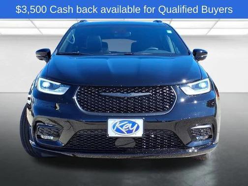 2026 Chrysler Pacifica L