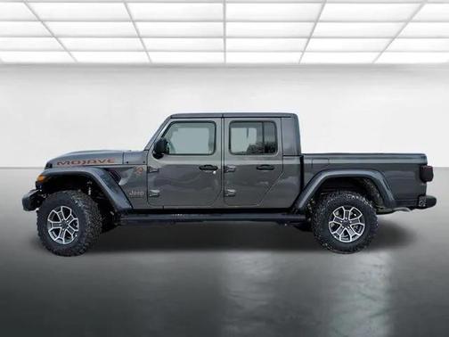 2026 Jeep Gladiator Mojave 4x4