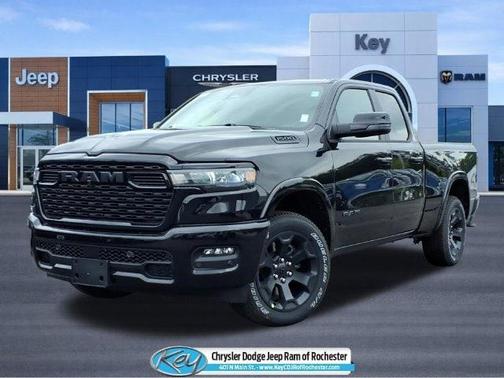 Diamond Black Crystal Pearlcoat 2026 RAM 1500 Big Horn/Lone Star