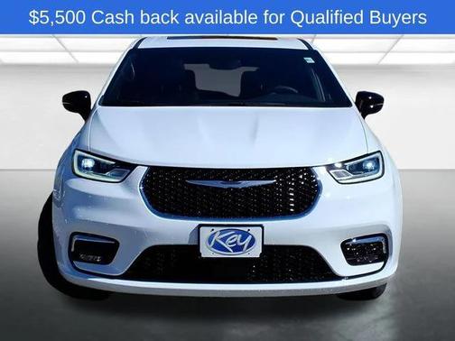 2026 Chrysler Pacifica L