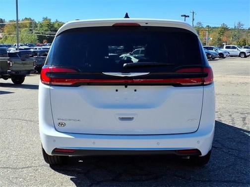2026 Chrysler Pacifica L