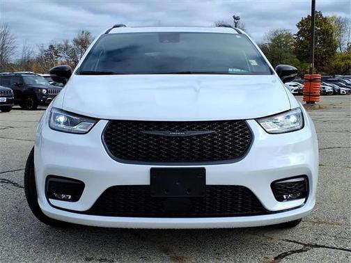 2026 Chrysler Pacifica Limited