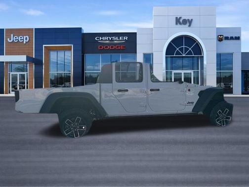 Bright White Clearcoat 2024 Jeep Gladiator Mojave