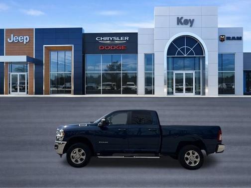 Patriot Blue Pearlcoat 2024 RAM 2500 Big Horn Crew Cab 4x4 6'4' Box