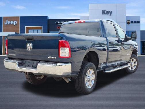 Patriot Blue Pearlcoat 2024 RAM 2500 Big Horn Crew Cab 4x4 6'4' Box