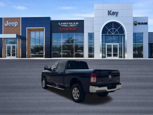 Patriot Blue Pearlcoat 2024 RAM 2500 Big Horn Crew Cab 4x4 6'4' Box