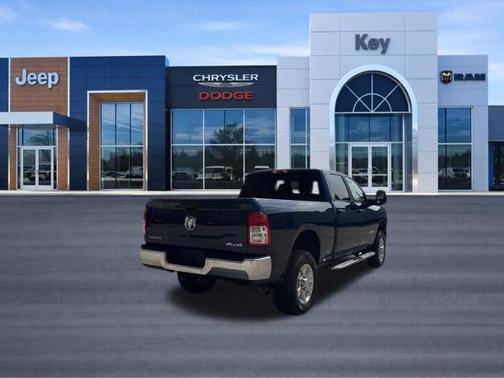 Patriot Blue Pearlcoat 2024 RAM 2500 Big Horn Crew Cab 4x4 6'4' Box