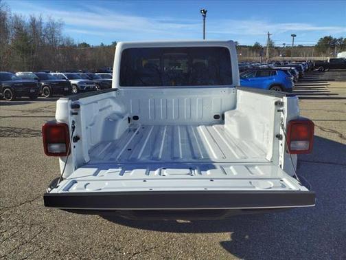 2025 Jeep Gladiator Nighthawk