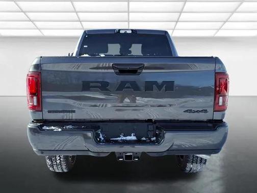 2026 RAM 2500 Big Horn Crew Cab 4x4 6'4' Box