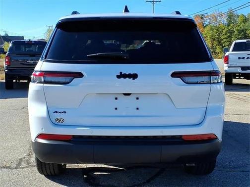 2025 Jeep Grand Cherokee L Altitude