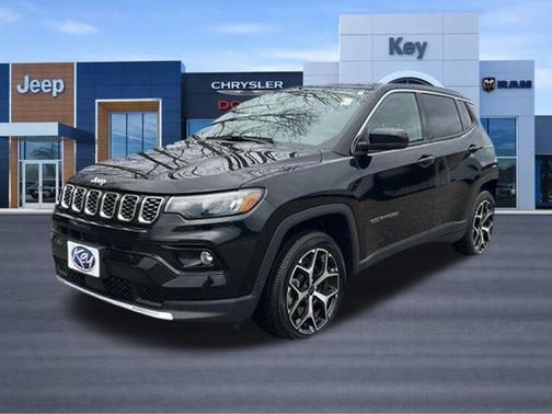 Diamond Black Crystal Pearlcoat 2025 Jeep Compass Limited