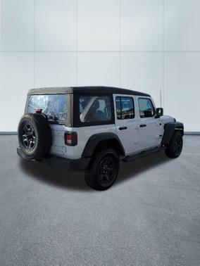 2022 Jeep Wrangler Unlimited Sport