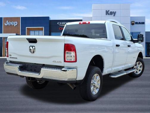 Bright White Clearcoat 2024 RAM 2500 Big Horn Crew Cab 4x4 6'4' Box