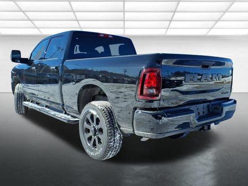 2026 RAM 2500 Big Horn Crew Cab 4x4 6'4' Box