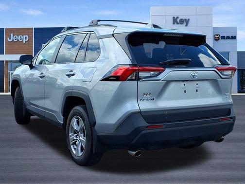 Silver Sky Metallic 2022 Toyota RAV4 XLE