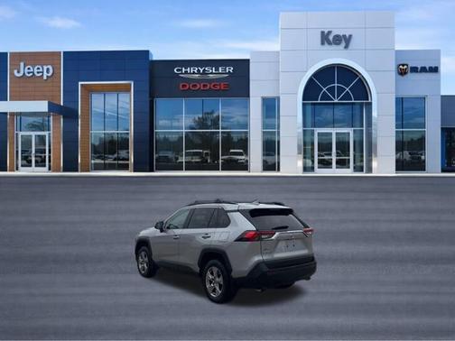 Silver Sky Metallic 2022 Toyota RAV4 XLE