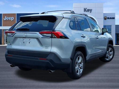 Silver Sky Metallic 2022 Toyota RAV4 XLE