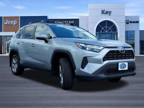 Silver Sky Metallic 2022 Toyota RAV4 XLE