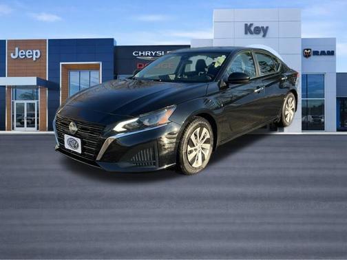 2023 Nissan Altima S FWD