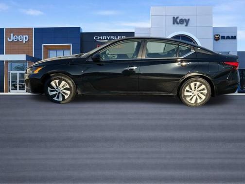 2023 Nissan Altima S FWD