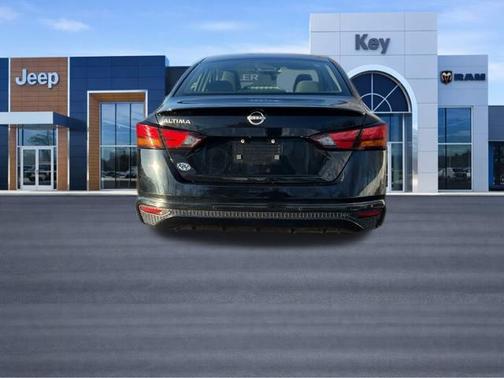 2023 Nissan Altima S FWD