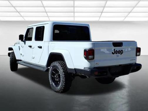 2025 Jeep Gladiator High Tide