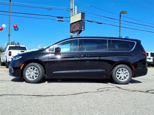 2026 Chrysler Pacifica L