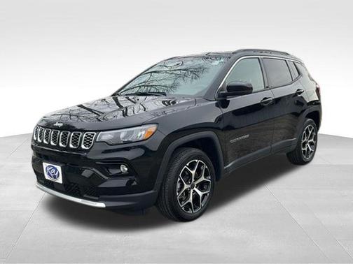 Diamond Black Crystal Pearlcoat 2025 Jeep Compass Limited