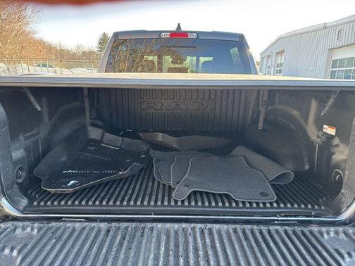 Granite Crystal Metallic Clearcoat 2023 RAM 1500 Laramie