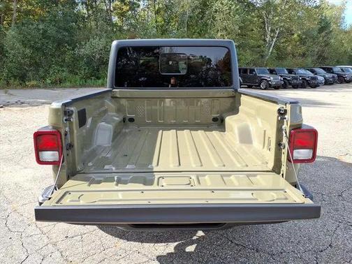 2025 Jeep Gladiator Sport S