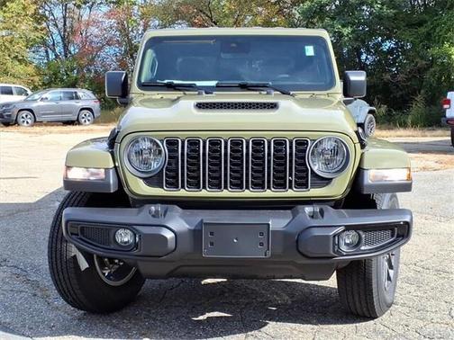 2025 Jeep Gladiator Sport S