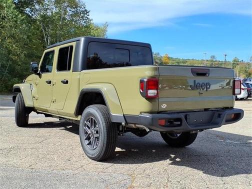 2025 Jeep Gladiator Sport S