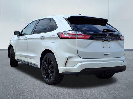 2022 Ford Edge ST Line