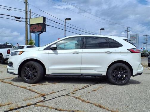 2022 Ford Edge ST Line