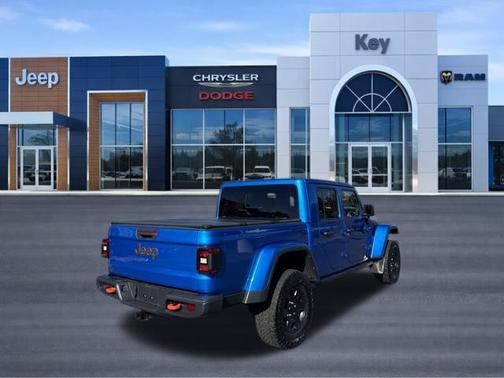 Hydro Blue Pearlcoat 2022 Jeep Gladiator Mojave 4x4