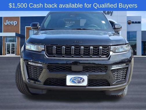 Diamond Black Crystal Pearlcoat 2026 Jeep Grand Cherokee Limited